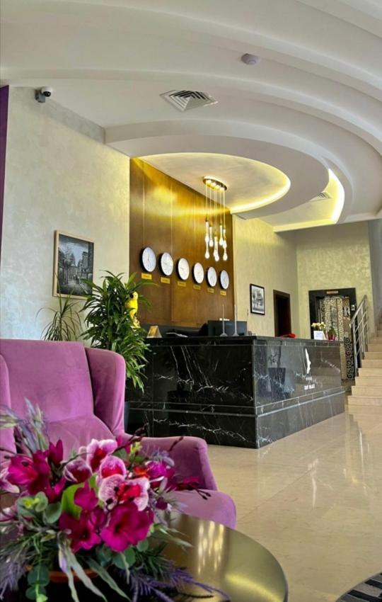 East Palace Hotel Almaty Eksteriør bilde